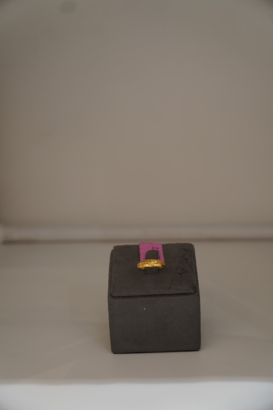 Ladies' Gold Ring - B519