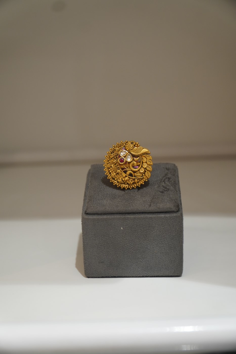 Ladies' Gold Ring - C199 view 2