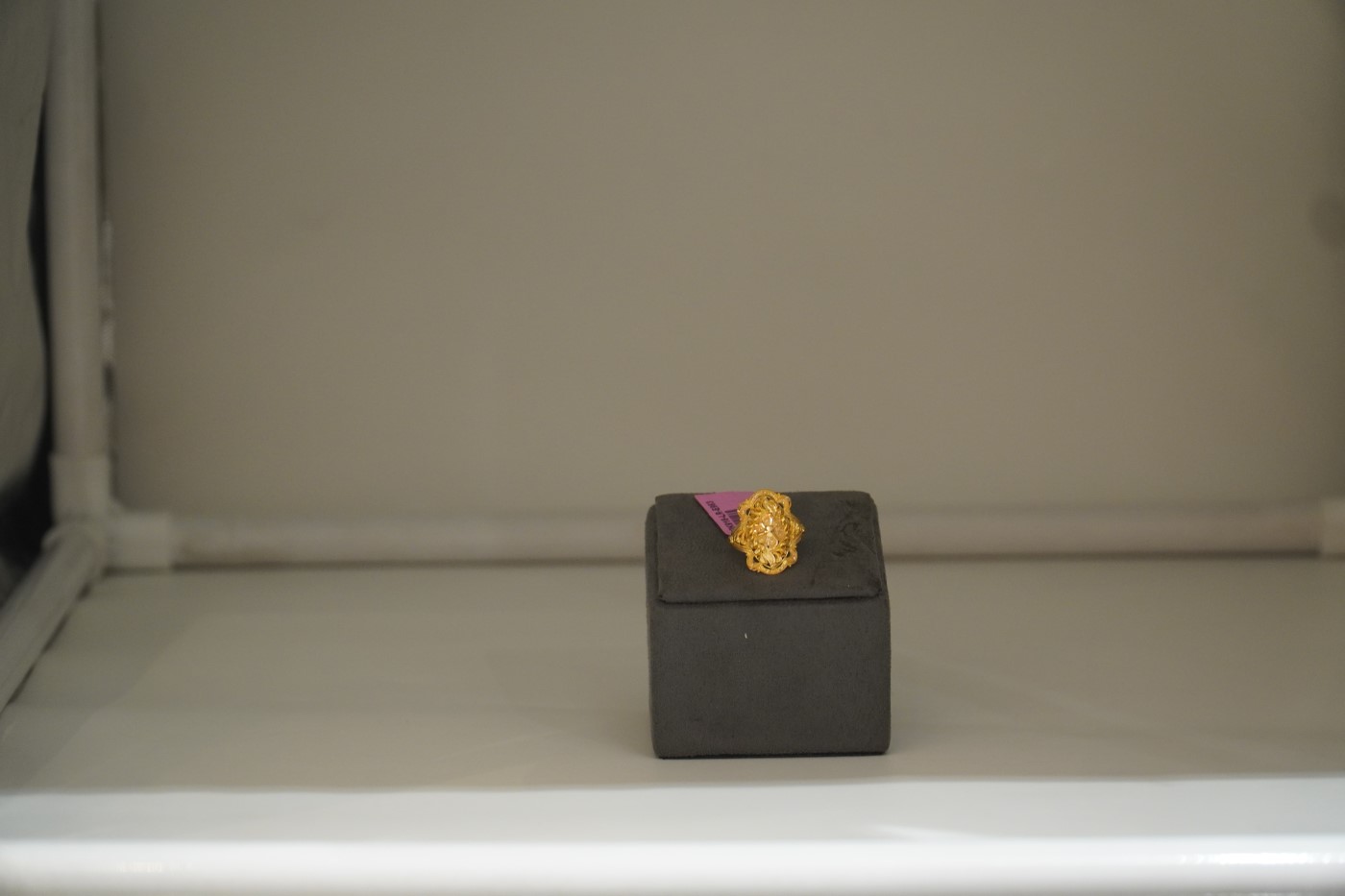 Ladies' Gold Ring - E963