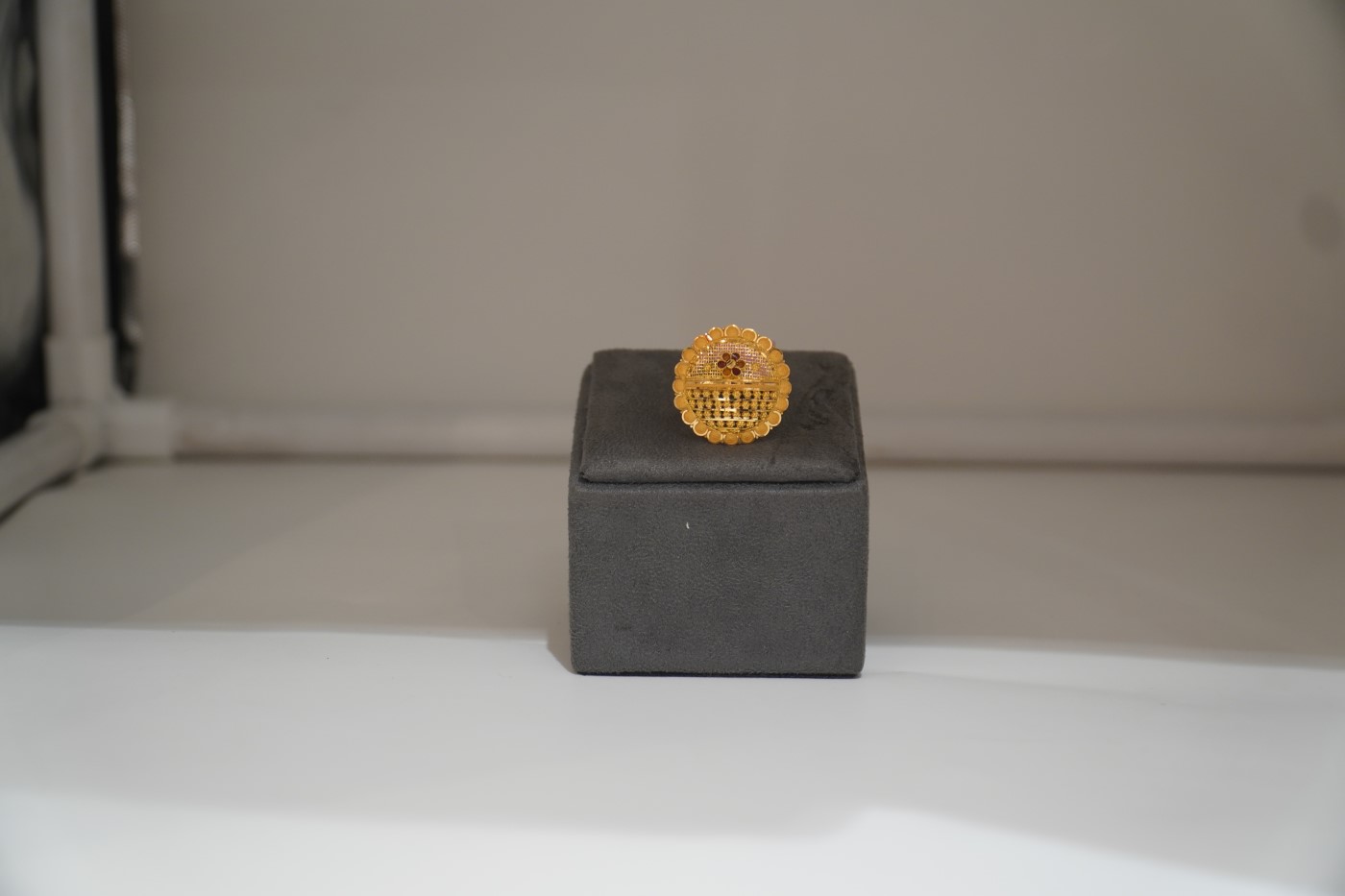 Ladies' Gold Ring - K303