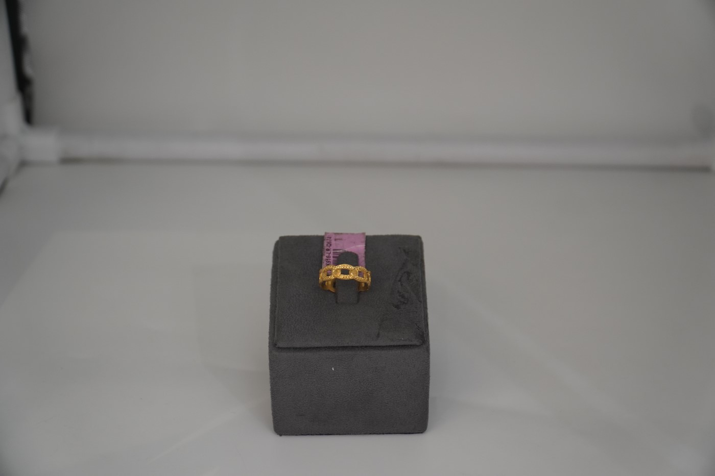 Ladies' Gold Ring - Q674 view 4