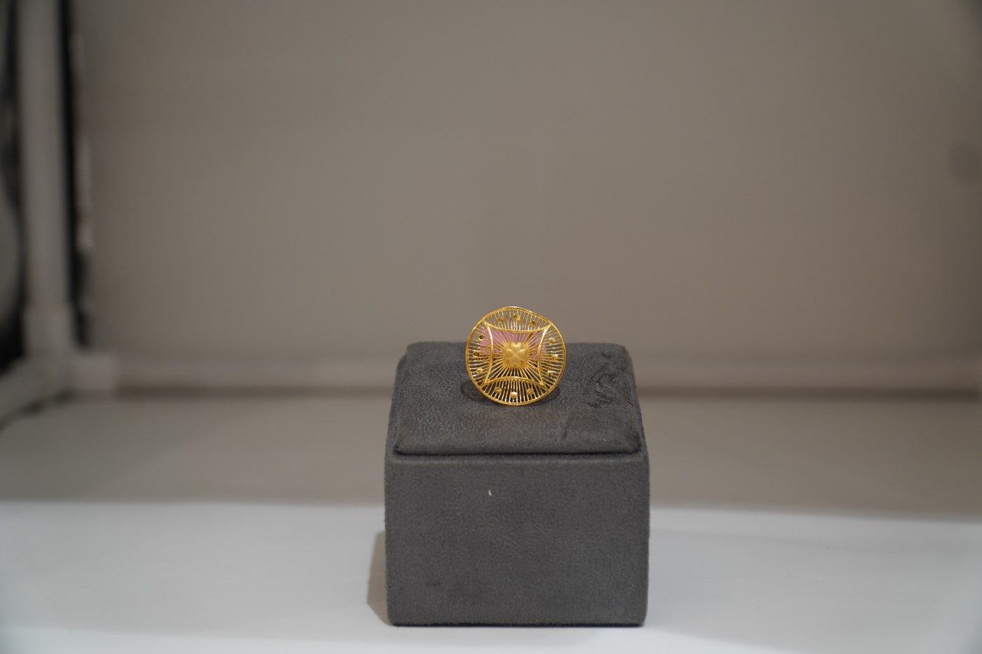 Ladies' Gold Ring - Y307