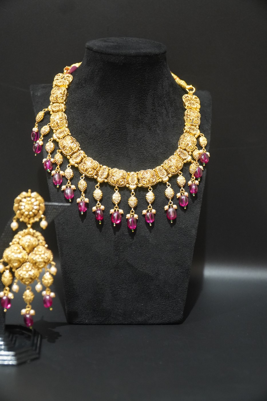 Gold Jewellery Set - K376 view 4