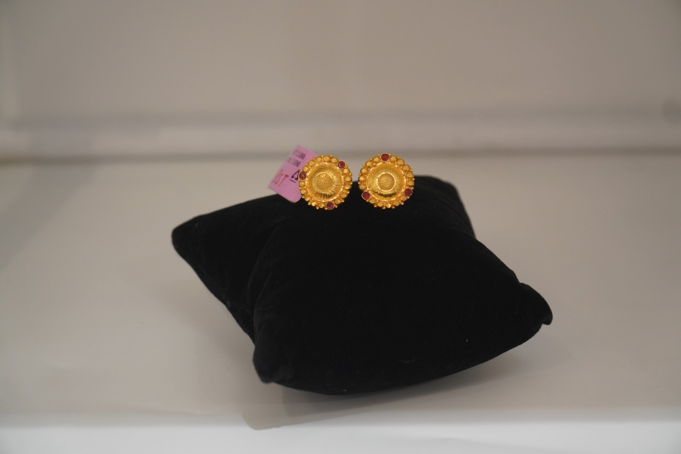 Gold Tops Earrings - N299