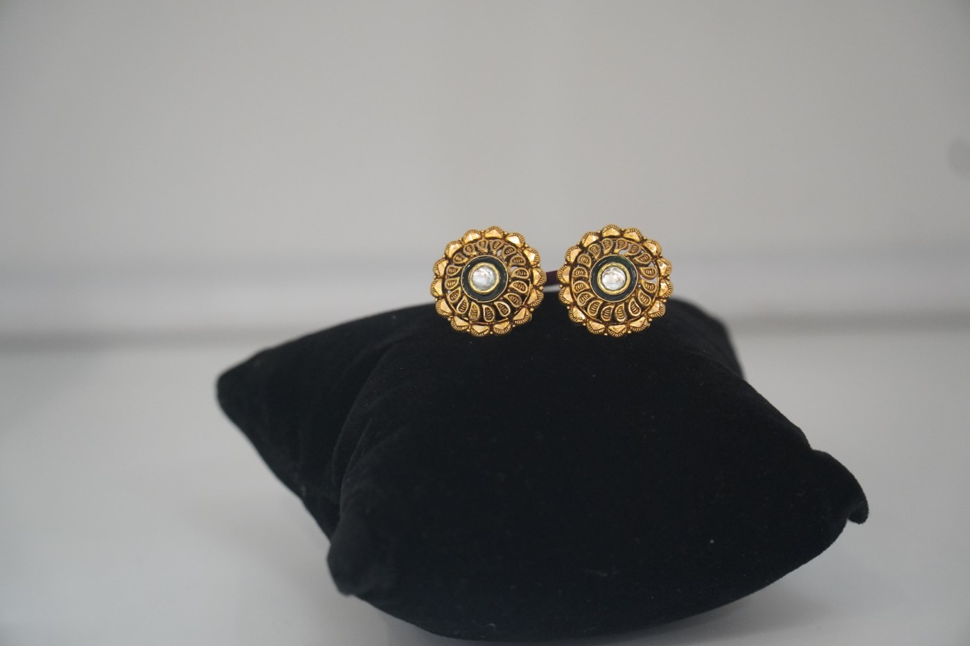 Gold Tops Earrings - P312