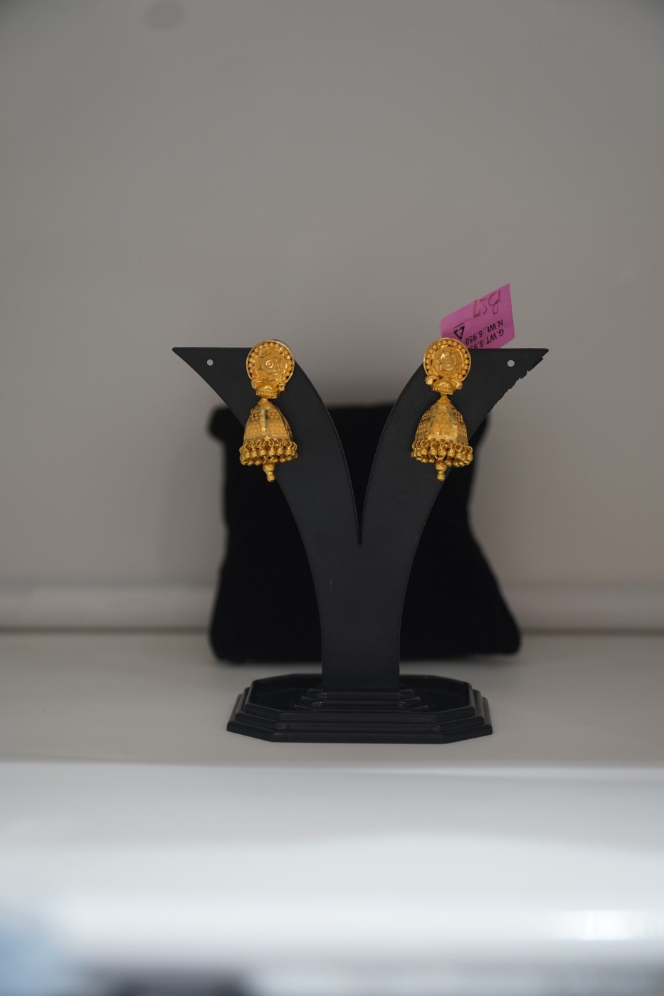 Gold Jhumka Earrings - Q112