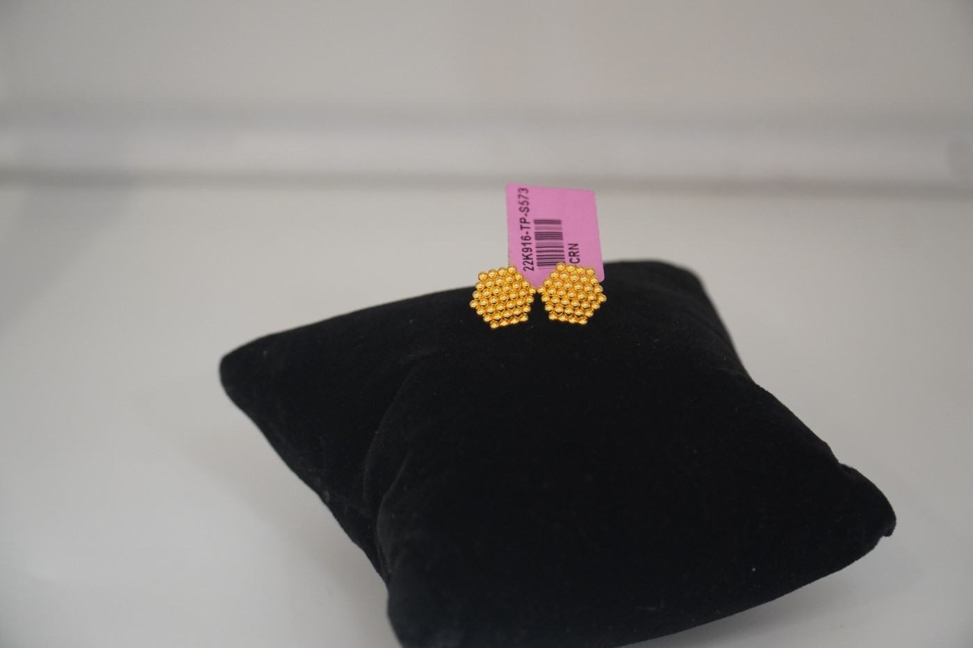 Gold Tops Earrings - S573