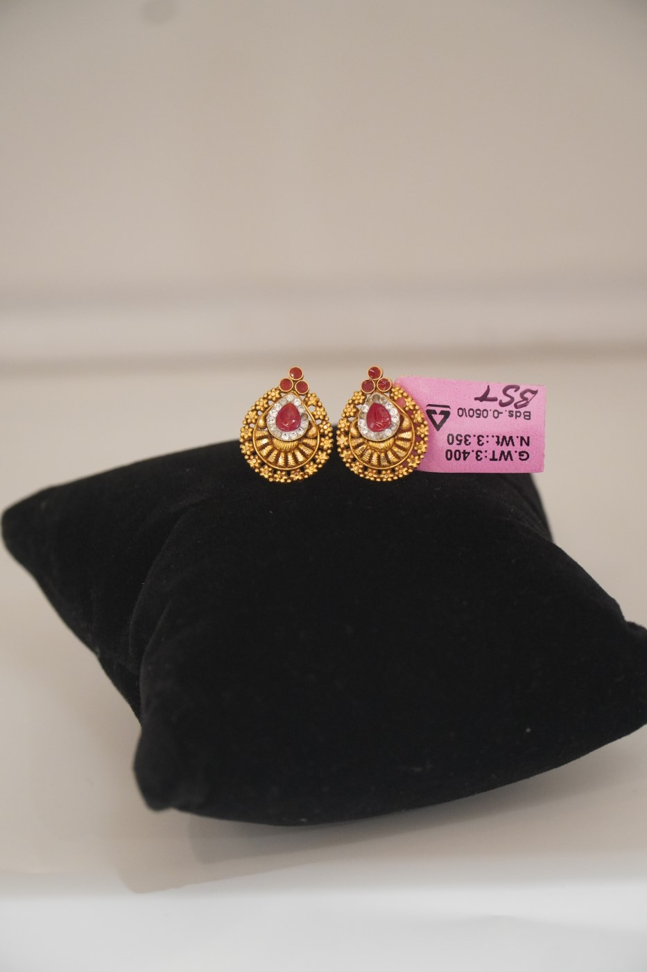 Gold Tops Earrings - X692 view 3