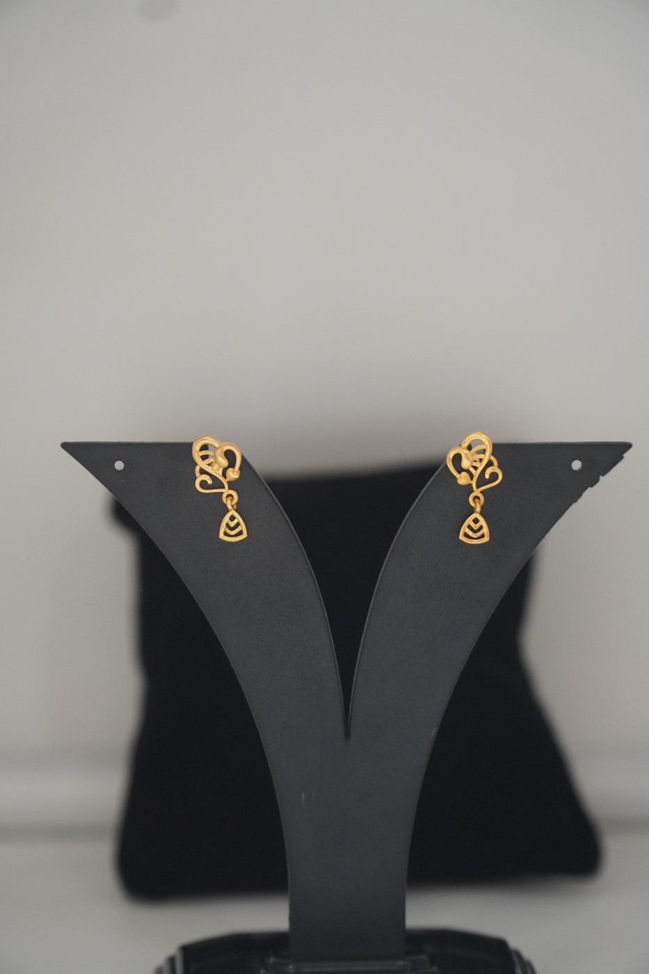 Gold Tops Earrings - Y973